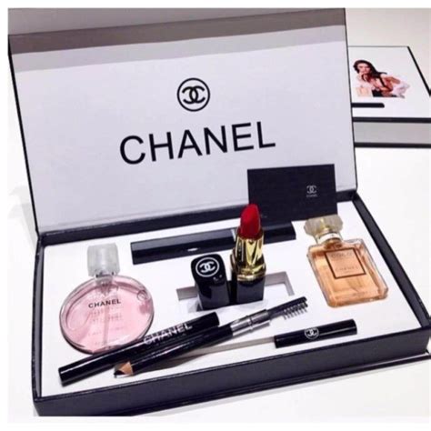 chanel gift set lipstick|Chanel gift with purchase offers.